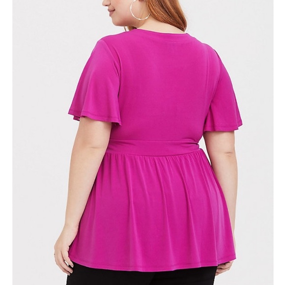 FUCHSIA STUDIO KNIT CHOKER TOP - Picture 3 of 5